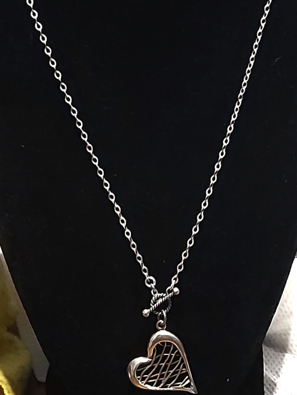 Retired Silpada Sterling Silver Woven Openwork Heart Toggle Necklace 20.5inch